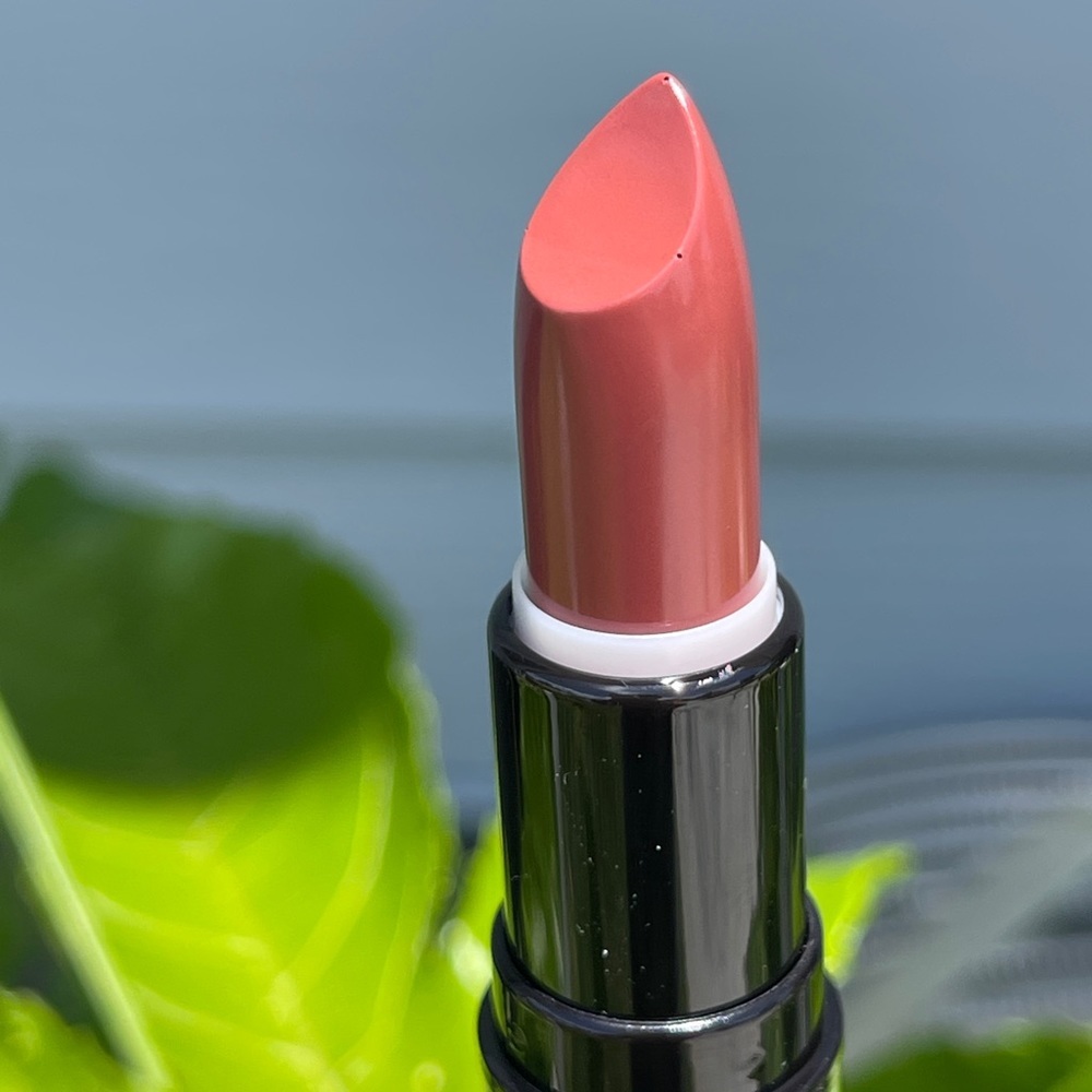 CONTEXT SKIN Matte Lipstick in 116 Tears are Falling (Dark Mauve) - Picture 4 of 13